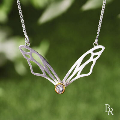 Сребърно колие с кубичен цирконий BUTTERFLY